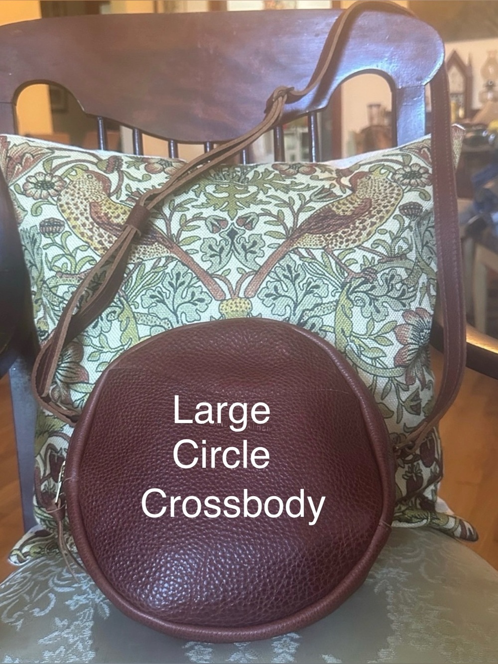 Portland Leather Goods large (9” diameter) Circle Crossbody Bag in Nutmeg